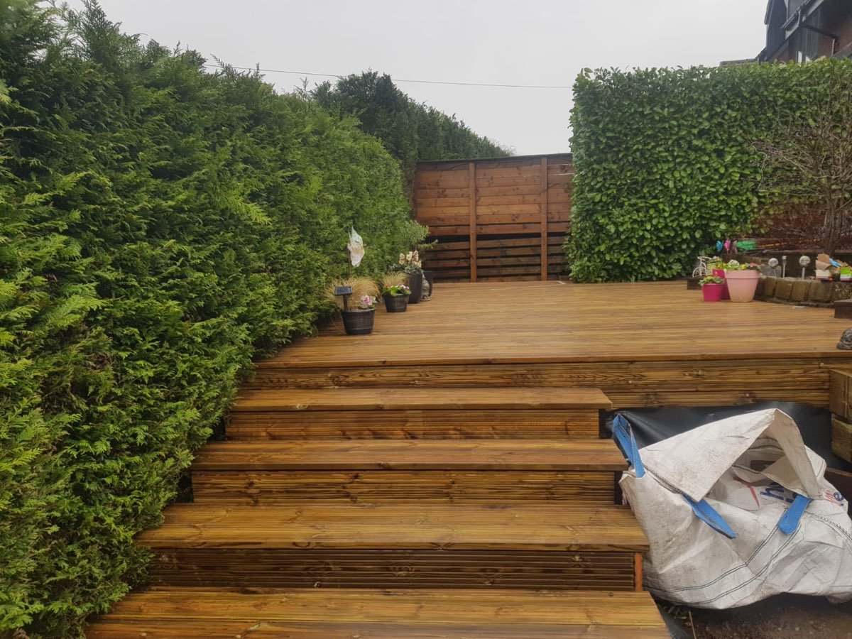 Timber decking installation — photo 5