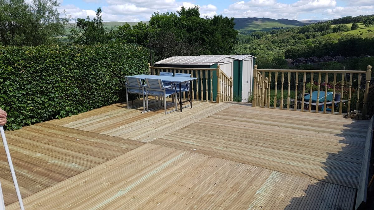 Timber decking installation — photo 8