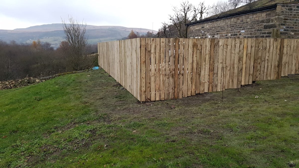 Fencing and gate installation — photo 12